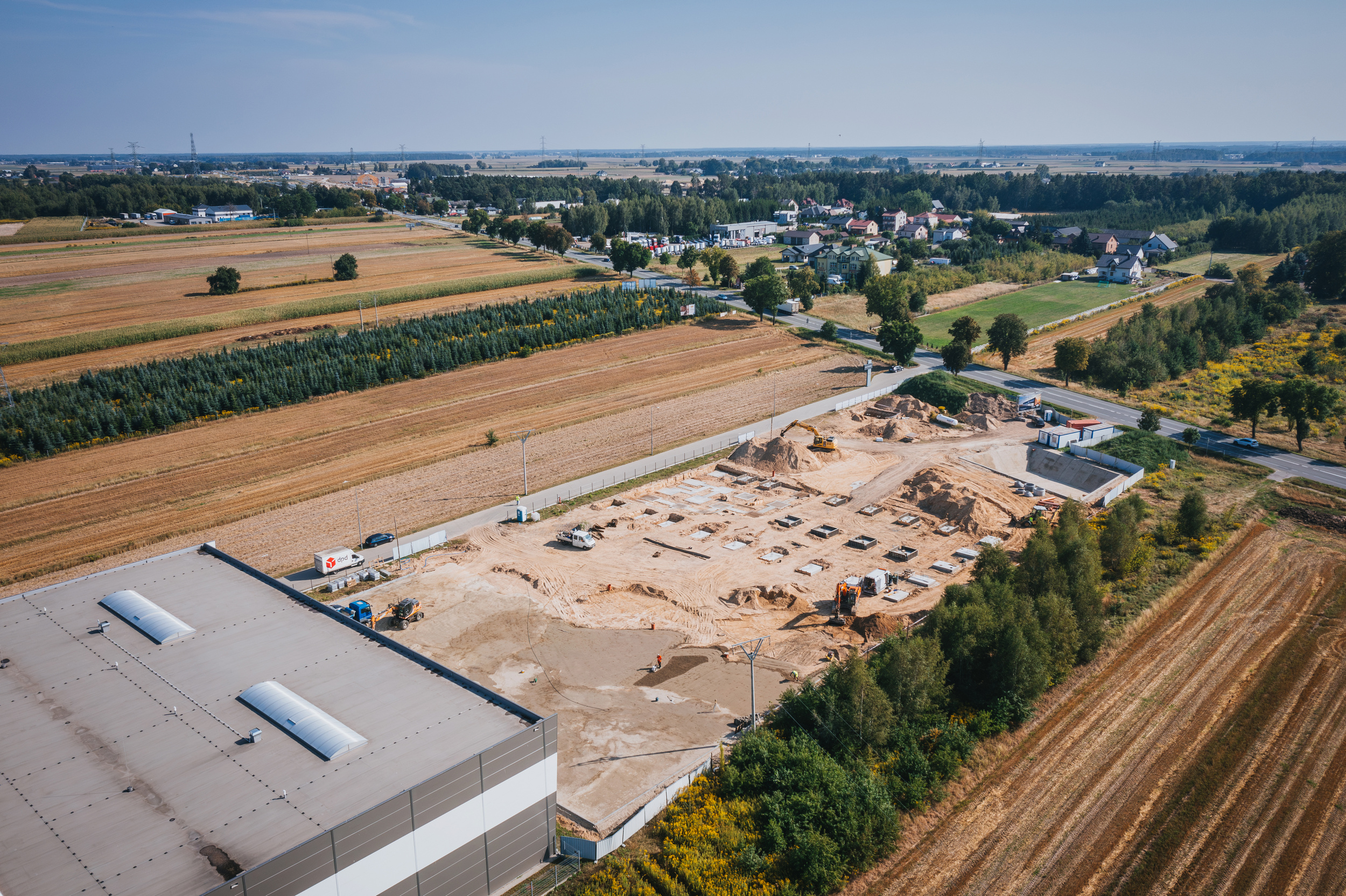 Budowa serwisu Mercedes-Benz Trucks w Ujrzanowie ruszyła pełną parą!