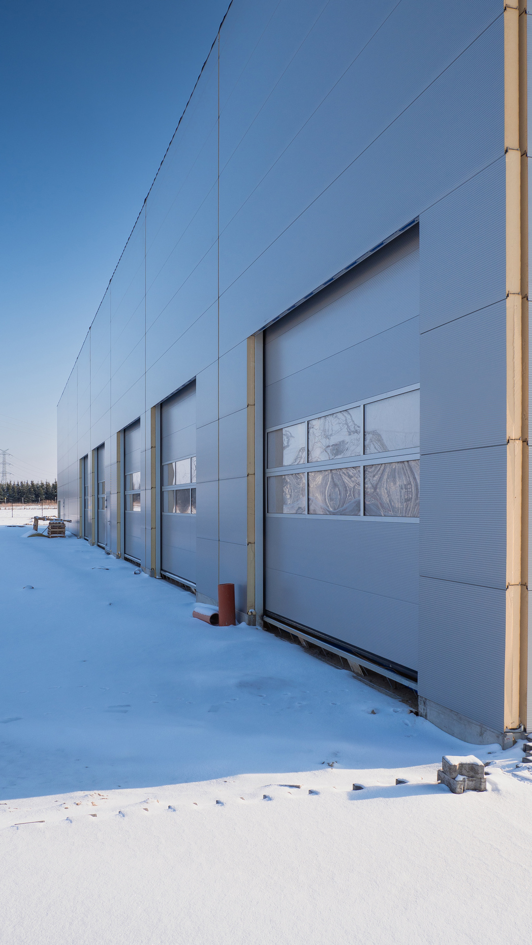 Budowa serwisu Mercedes-Benz Trucks w Ujrzanowie – zimowy raport