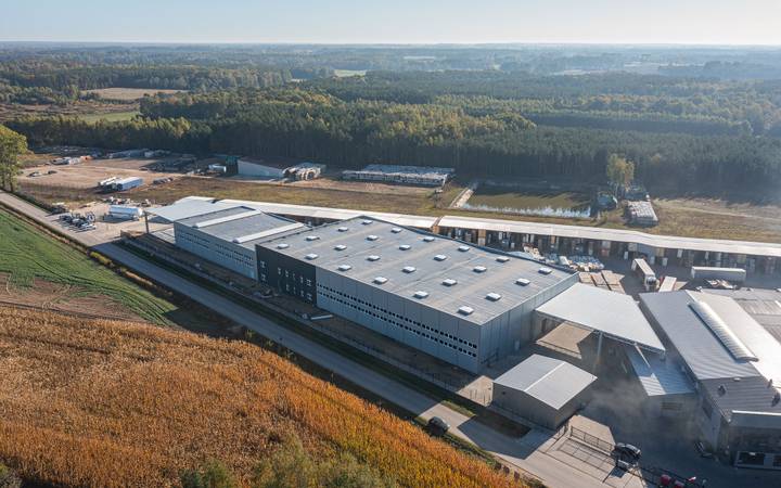 Aktualne Trendy w Budowie Hal – Nowoczesność, Ekologia i Technologia
