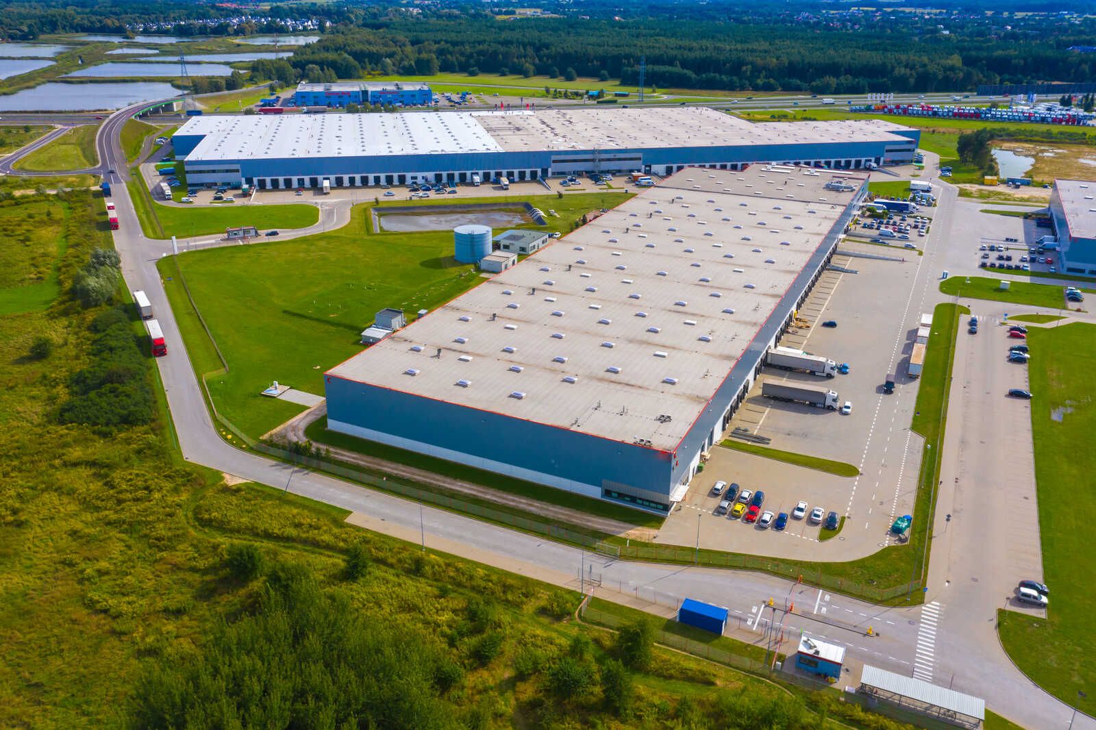 Nowoczesne Hale Dla Firm Logistycznych i Kurierskich