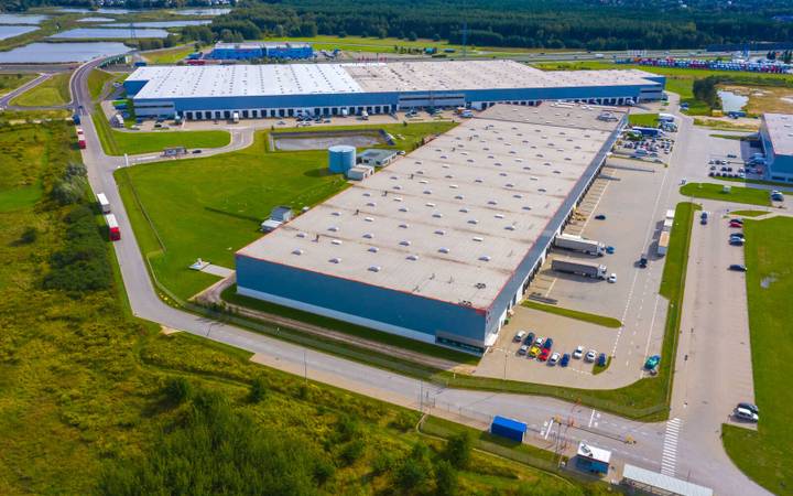 Nowoczesne Hale Dla Firm Logistycznych i Kurierskich