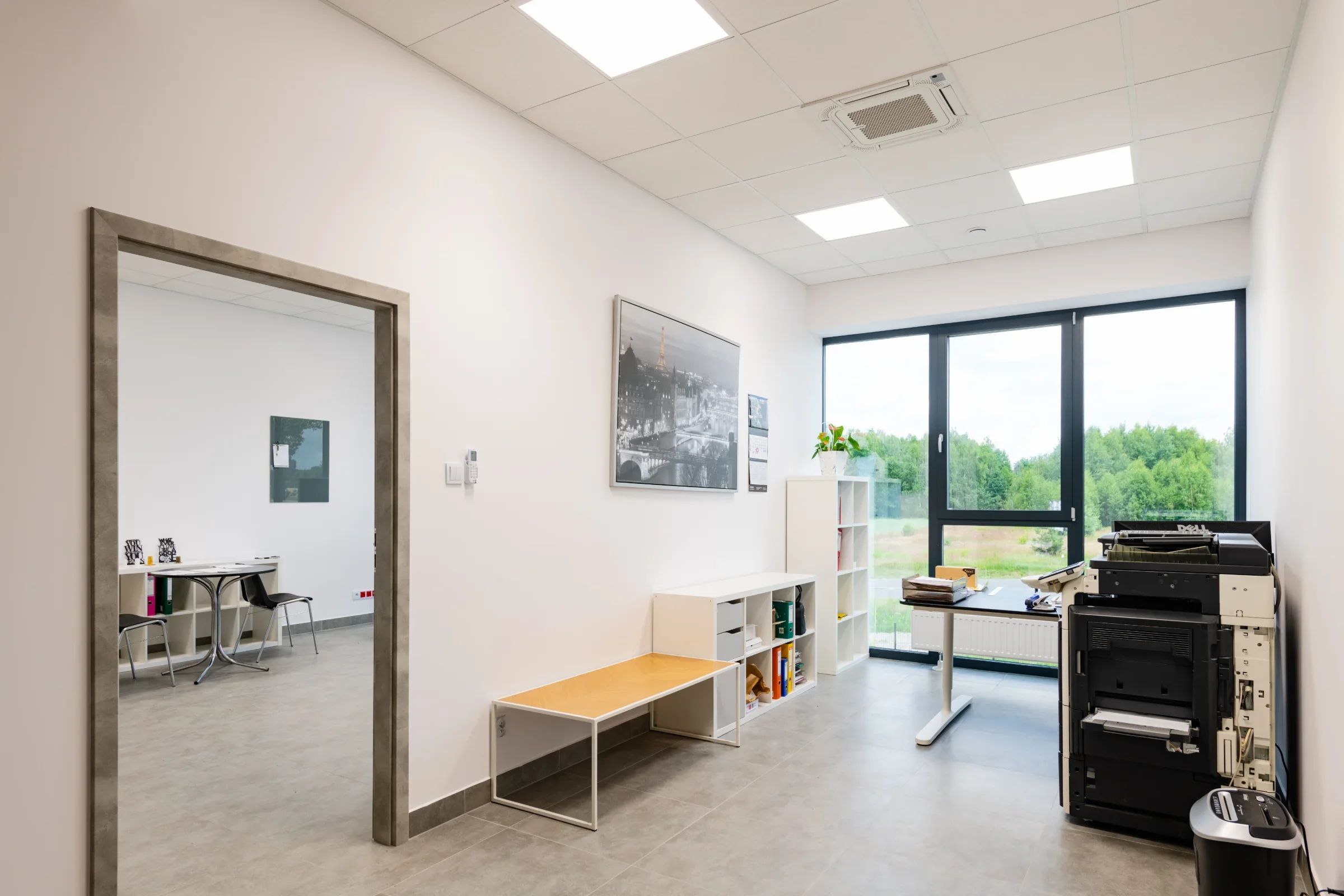 Hala logistyczna z częścią biurową w Lipce k. Wołomina