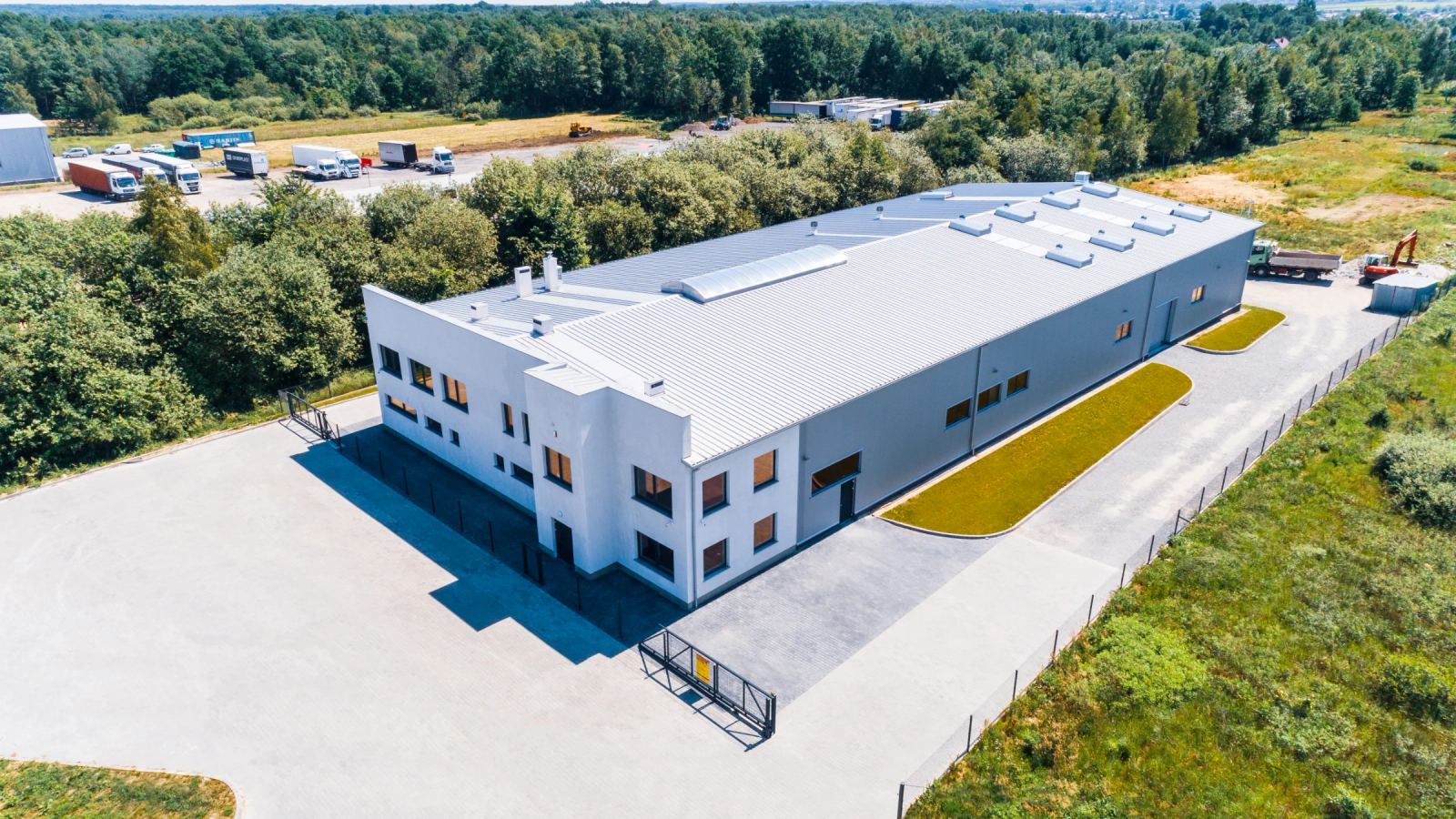 Hala produkcyjno-magazynowa w Rzezawie