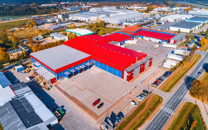 Hala magazynowa stalowa chłodnia dla sektora logistycznego w Grójcu